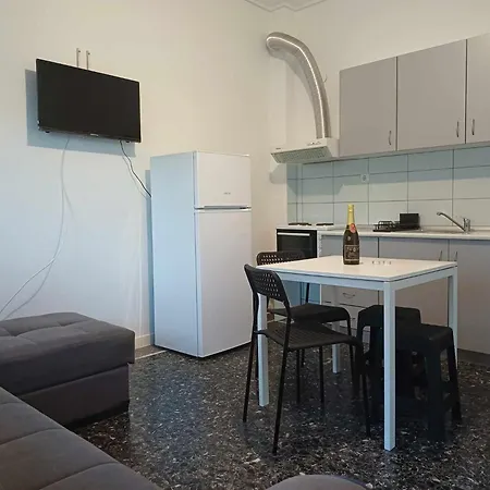 Cm Apartman Néa Mihanióna